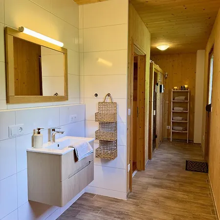 Hideaway Loser - 5 By Aa Homes